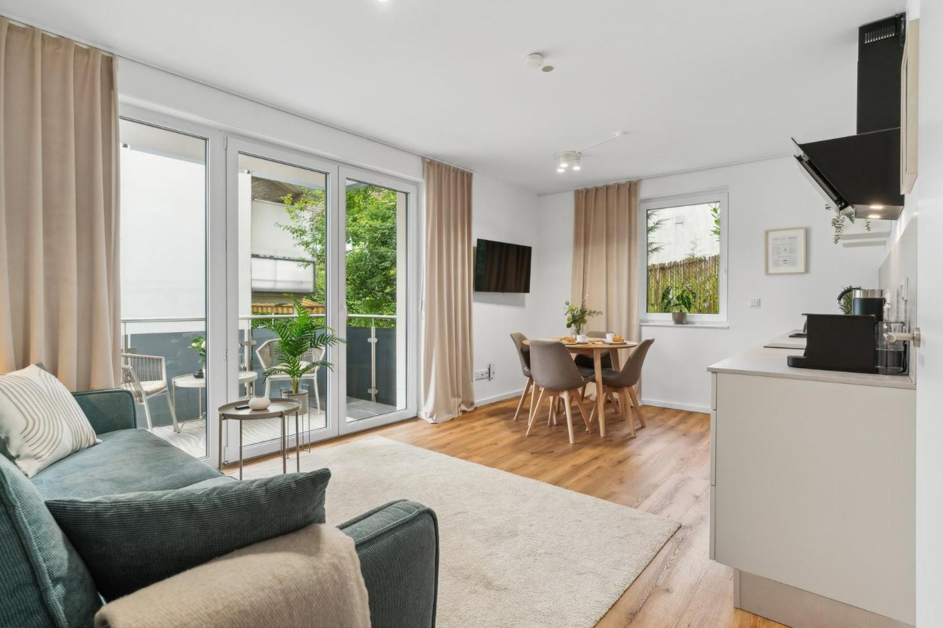 Deluxe Apartment In Bielefeld City Mit Parkplatz Und Balkon Εξωτερικό φωτογραφία