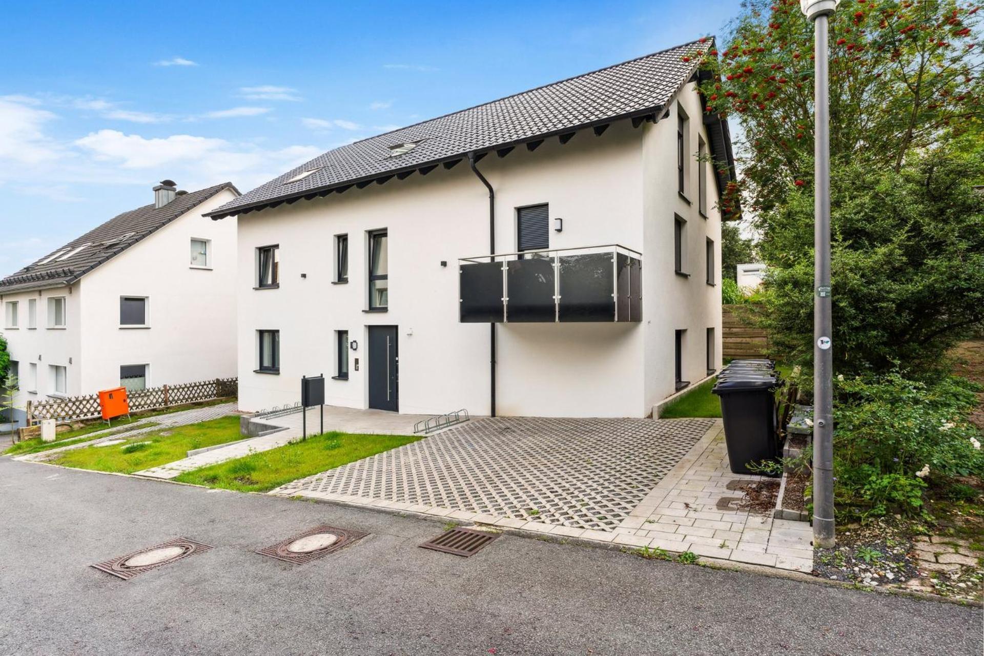 Deluxe Apartment In Bielefeld City Mit Parkplatz Und Balkon Εξωτερικό φωτογραφία