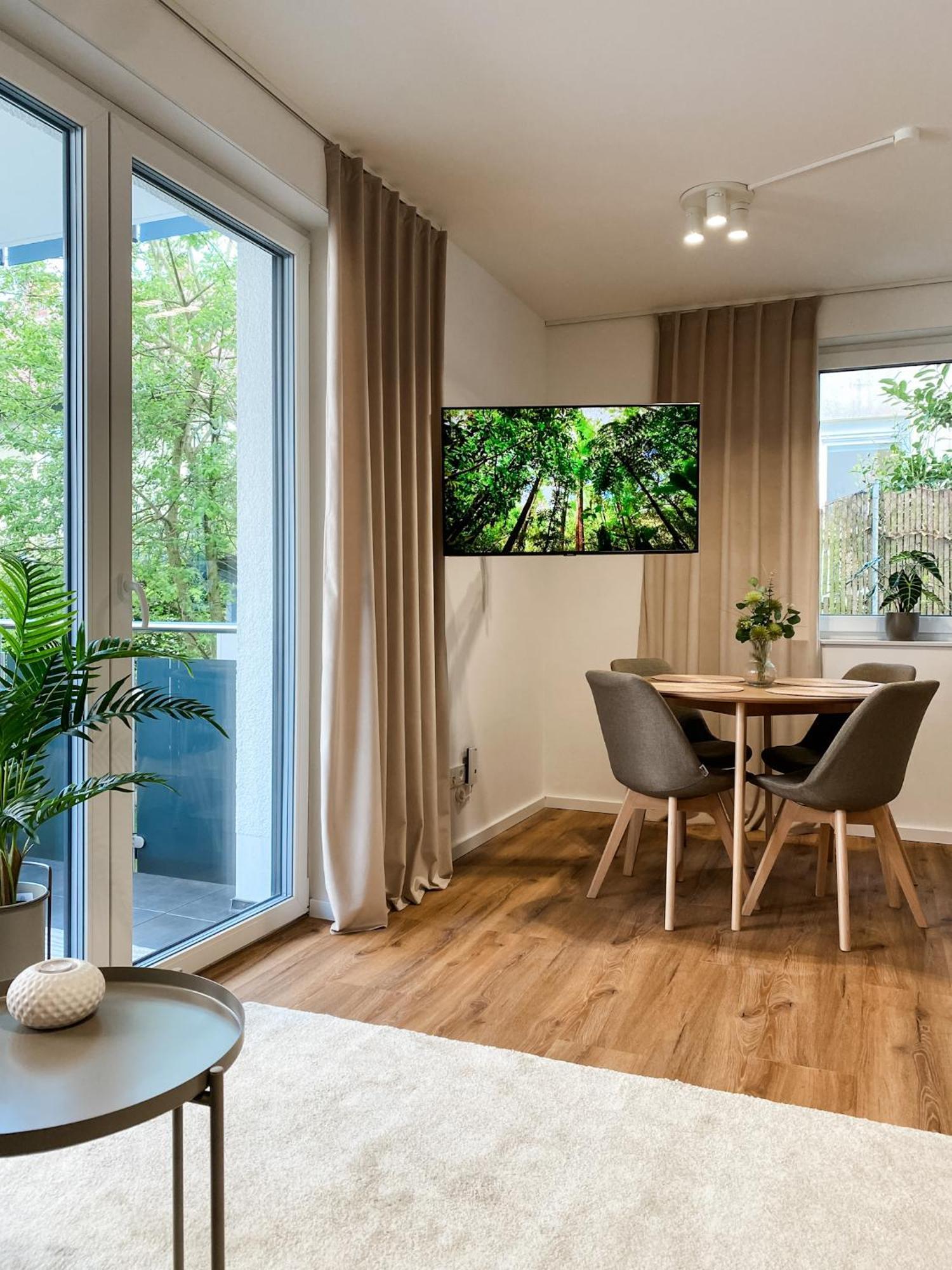 Deluxe Apartment In Bielefeld City Mit Parkplatz Und Balkon Εξωτερικό φωτογραφία